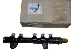 Vstřikovací Lišta - Rampa Se Vstřiky Originál 9804776780 Citroen Peugeot