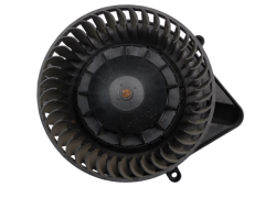 Ventilátor Dmýchadlo Audi Seat 8E1820021E 9020016 Valeo 1103