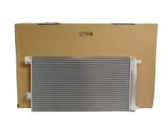 Kondenzátor Klimatizace Nový originál 921004366R Dacia