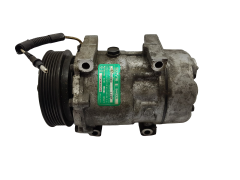 Kompresor Klimatizace Renault Megane I 7700866828 SD7V16 1132F Sanden