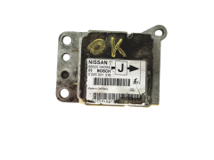Blok Ovladačů Moduł 0285001319 988205M304 Nissan Bosch Blok Ovladačů Moduł 0285001319 988205M304 Nissan Bosch