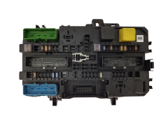 Blok Ovladačů Opel 13206762 5DK008669-32 HK GM Hella 20812 Blok Ovladačů Opel 13206762 5DK008669-32 HK GM Hella 20812