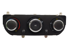 Panel Větrání 272704701R 5R5841100 Clio 4 Captur Renault