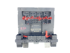 Blok Ovladačů BCM 3C0937049E F005V00526 VW Bosch 64079 Blok Ovladačů BCM 3C0937049E F005V00526 VW Bosch 64079