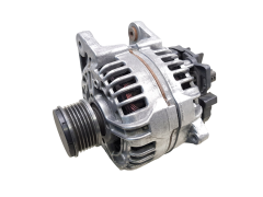 Alternátor 8200390675 0124425037 Bosch 1.5 dCi Renault 101 Alternátor 8200390675 0124425037 Bosch 1.5 dCi Renault 101