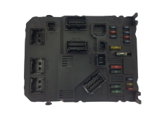 Blok Ovladačů BSI E01-00 9649627780 S118085320A PSA Siemens 2016