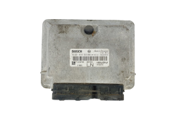 Řídicí Jednotka Motoru 24467018LN 0281010859 Opel 38248