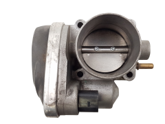 Škrticí Klapka Renault 8200171134 -B 8200190230 1.6 16V 1134 Škrticí Klapka Renault 8200171134 -B 8200190230 1.6 16V 1134