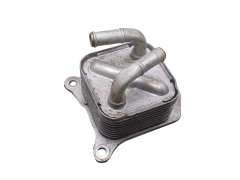 Chladič Oleje 213051KC0C 1.6 TCE Renault Nissan