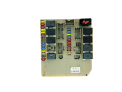 Blok Ovladačů Moduł BSI 8201194747 194747 Renault 31599