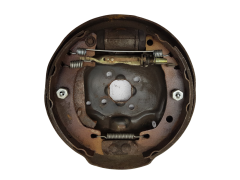 Brzdový Štít Pravý 7701052928 Renault Megane I