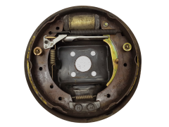 Brzdový Štít Levý 7701051524 Renault Clio 2 32191174-3