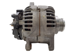 Alternátor Renault 8200122976 0124525028 150A 1.5 DCI Bosch Alternátor Renault 8200122976 0124525028 150A 1.5 DCI Bosch