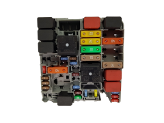 Pojistková Skříň Fiat 13687865 Delphi Pojistková Skříň Fiat 13687865 Delphi