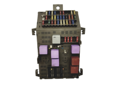 Pojistková Skříň 8200043240 Renault 19003