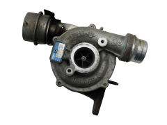 Turbodmychadlo Renault 54399700087 54431014760 7701479077 1.5 DCI Turbodmychadlo Renault 54399700087 54431014760 7701479077 1.5 DCI