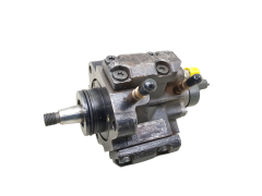 Vstřikovací Čerpadlo 0445010028 8200010076 0281002381 Bosch Renault 2.2 dCi 