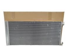 Kondenzátor Klimatizace Originál Renault Opel Nissan 921008178R 93868376