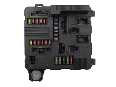 Blok Ovladačů Renault UPC X84 N2 8200306032A S118399200D Siemens