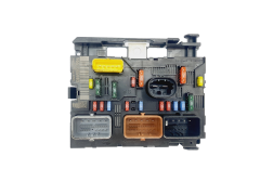 Blok Ovladačů PSA L10-00 9661086980 Delphi 44475 Blok Ovladačů PSA L10-00 9661086980 Delphi 44475
