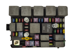 Pojistková Skříň Kia AK-3704 04204N