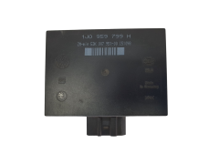 Blok Ovladačů VW 1J0959799H 5DK007951-00 Hella 20073 Blok Ovladačů VW 1J0959799H 5DK007951-00 Hella 20073