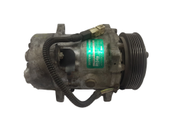 Kompresor Klimatizace Citroen Peugeot SD7V16 1106 6453FE Sanden 6904