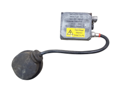 Měnič Xenon Volvo S40 V40 30859759 5DV007760-43 Hella