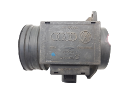 Měřič Průtoku Vzduchu 7.18221.01 074906461 VW Audi Seat Ford 13211 Měřič Průtoku Vzduchu 7.18221.01 074906461 VW Audi Seat Ford 13211