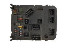 Blok Ovladačů BSI F01-00 S118085300F 9646775080 PSA Siemens 1473