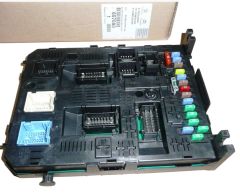 Pojistková Skříň Originál Citroen Peugeot Berlingo Part 308 6570A0