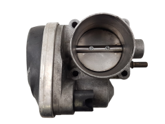 Škrticí Klapka Renault 8200171134 -B 8200190230 1.6 16V 1136 Škrticí Klapka Renault 8200171134 -B 8200190230 1.6 16V 1136