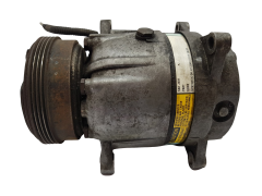 Kompresor Klimatizace Renault Megane I 7700273320 1135284 5284 Delphi 6986