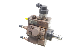 Vstřikovací Čerpadlo 8200503229 0445010140 Bosch Renault 2.5 dCi Vstřikovací Čerpadlo 8200503229 0445010140 Bosch Renault 2.5 dCi