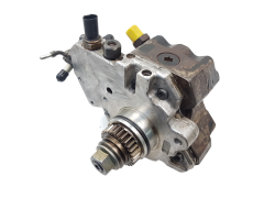 Vstřikovací Čerpadlo Bosch A6400700701 0445010120 2.0 CDI Mercedes 1023