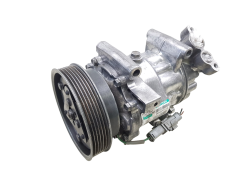 Kompresor Klimatizace 8200365787--A SD6V12 1452 Sanden Renault Nissan 