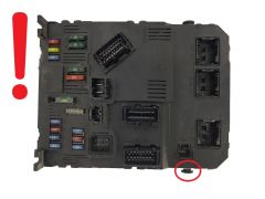 Blok Ovladačů BSI E01-00 9652474680 S118085320D PSA Siemens 1367