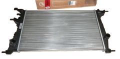 Chladič Motoru Nový originál 214105150R Renault Megane 3 Scenic 3