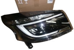 Světlomet Pravý Nový originál 260103799R Renault Trafic 3