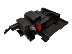 Pojistková Skříň Clio 3 403888437R 1,2 16V D4F Renault 5927 Pojistková Skříň Clio 3 403888437R 1,2 16V D4F Renault 5927