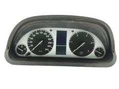 Tachometr Mercedes B W245 1031098110 1031098101 42016 Tachometr Mercedes B W245 1031098110 1031098101 42016