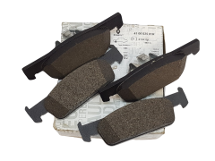 Brzdové Destičky Nový originál Dacia Renault 410602581R