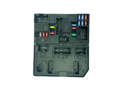 Blok Ovladačů Moduł BSI 284B75NA0A 521502F04 Nissan 31612