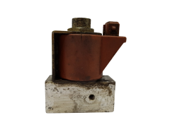 Elektroventil 96046455 1957020 Citroen XM 11768 Elektroventil 96046455 1957020 Citroen XM 11768