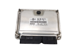 Blok Ovladačů 06A906032FK 0261207360 VW  Bosch 1031
