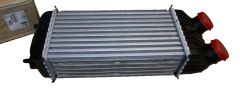 Chladič Inercoolera Nový originál 0384.J4 0384J4 Citroen C3 Peugeot 207 1.6 HDI