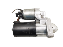 Startér 233001073R--A 0001136008 1.5dCi Renault Dacia Bosch Startér 233001073R--A 0001136008 1.5dCi Renault Dacia Bosch