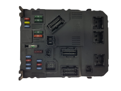 Blok Ovladačů BSI E01-00 9653667580 S118085320E PSA Siemens 1711