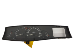 Otáčkoměr Opel 90493818 88481674 Omega B 20625