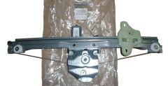 Okenní Regulátor Levý Předek Nový originál 807016525R Renault Captur